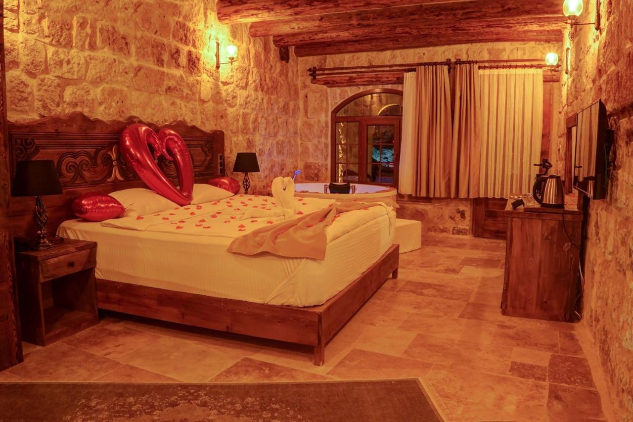 Dionysos Cave Cappadocia Hotel Ürgüp Bagian luar foto