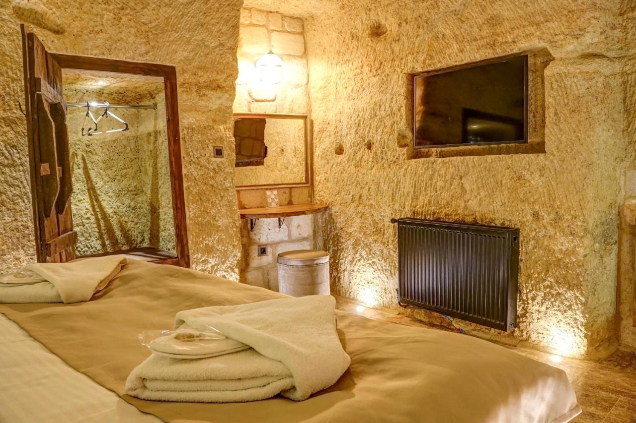 Dionysos Cave Cappadocia Hotel Ürgüp Bagian luar foto