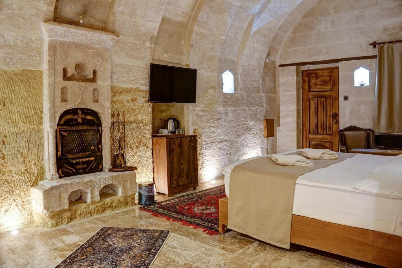 Dionysos Cave Cappadocia Hotel Ürgüp Bagian luar foto